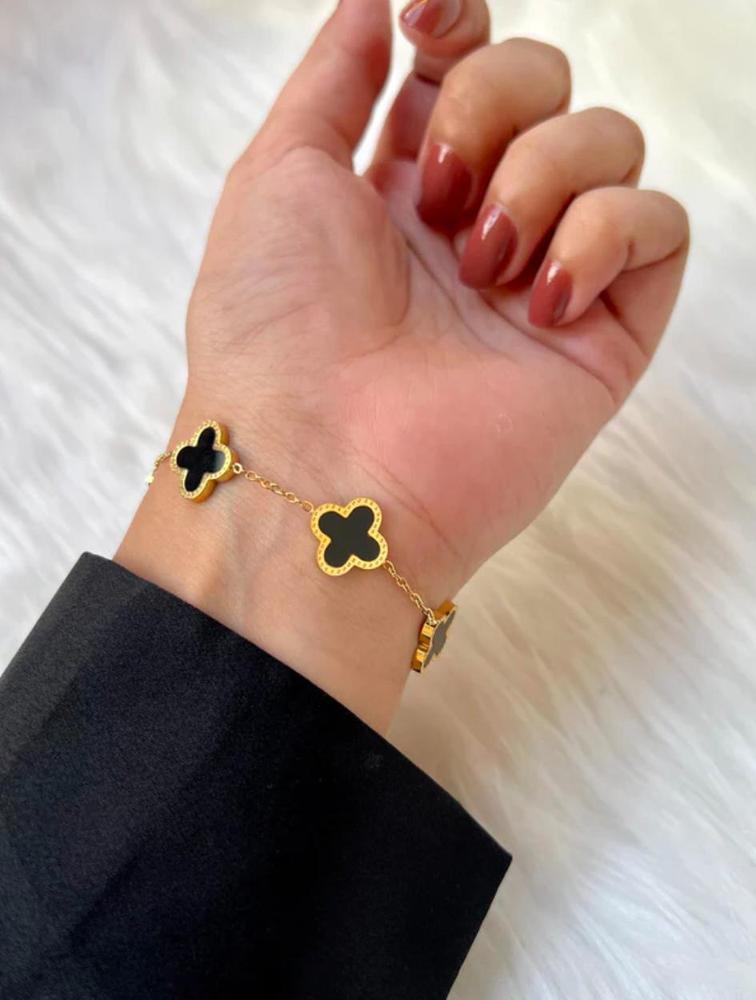 Clover Design Bracelet High Quality